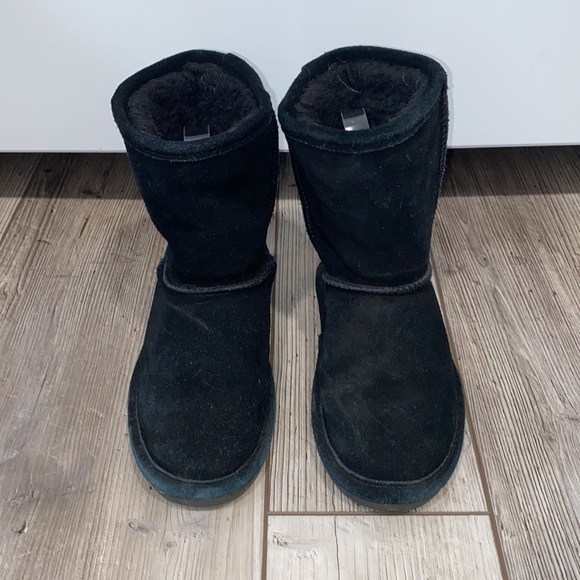 Girls Bearpaw Boots Size 1 - Picture 2 of 6